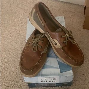 Brown sperry classic
